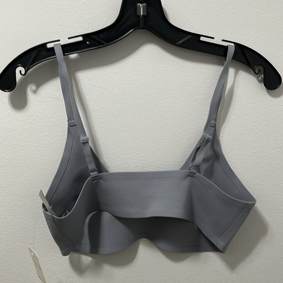 ✨Host Pick✨ FREE PEOPLE Stella Scuba Bralette - Picture 4 of 9